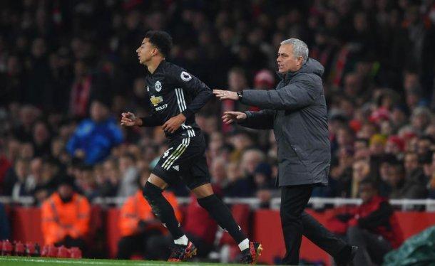  罗马客场艰难取胜，穆里尼奥战术大师显神威